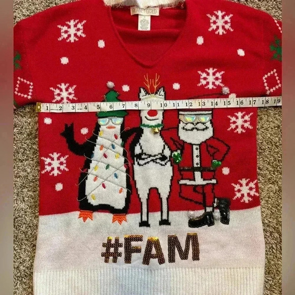 Planet Gold Women’s Long Sleeve Christmas Sweater Size Medium - Picture 4 of 7
